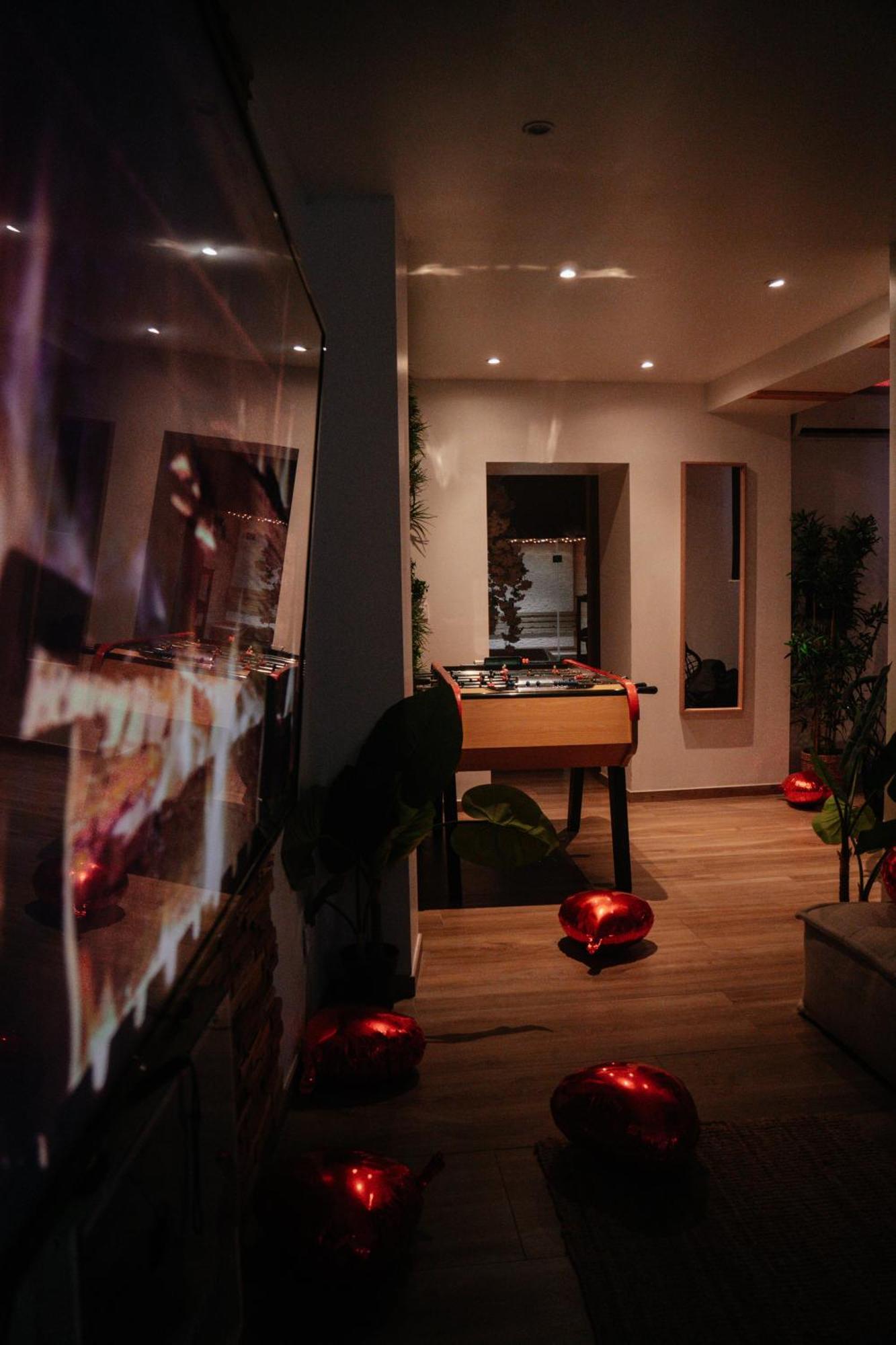 Capsule Thailande I Sauna I Balneo I Console I Jeux En Bois I Cinema I Cour Interieure Trith-Saint-Leger Экстерьер фото